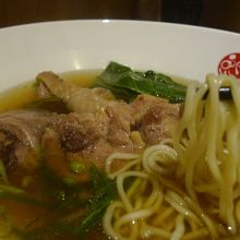 鶏肉塩味スープ麺