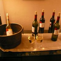 ワインサービス