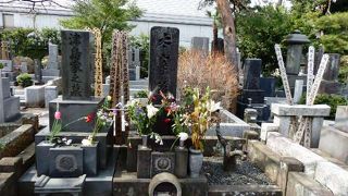 太宰の墓がある東京都三鷹市の禅林寺