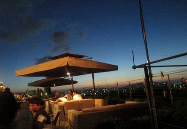 ヒルトップ　ビアガーデン　夏限定！