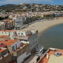 ペニスコラ城がある岬の中腹から見たプラヤ・ノルテの一部。