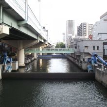 高麗橋からの眺め