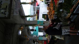 フレッシュな果物などケベック産のものはここで！