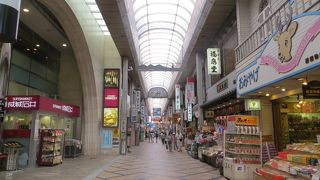 奈良市のメインのショッピング街。