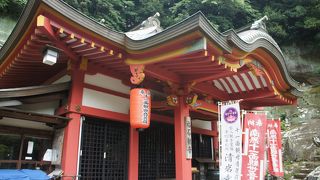 羅漢窟は、平戸八景の一つ