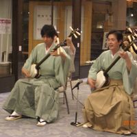 夕食後の民謡演奏会