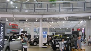 無料で楽しく車が見られます