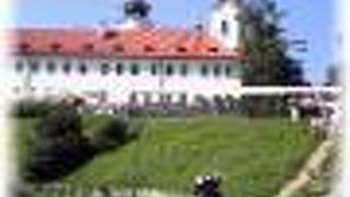 巨大な修道院です