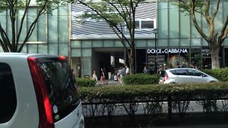 混雑しているお店もありますが。