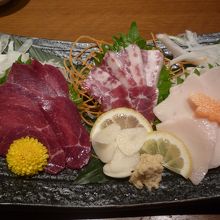 馬刺し盛り合わせは絶品！