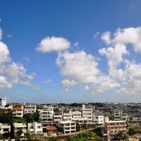 東シナ海側ではなかったが、大きな空が部屋から望めた