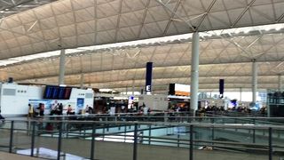 香港の空港での過ごし方
