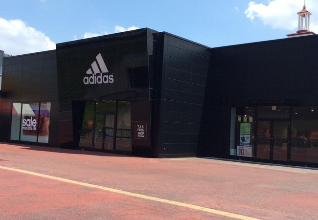 店はかっこいいですが