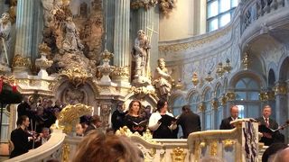 クリスマスのコンサートは素敵です