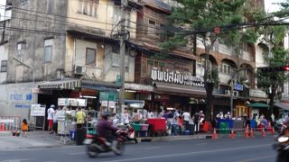 パッタイ好きなら行くべし