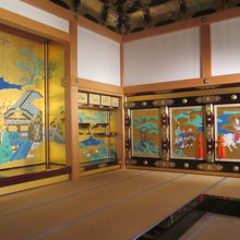 そして「昭君之間」…ここで写真撮影する人が多く、渋滞します