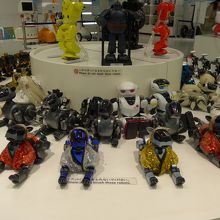 勢揃いのアイボ君