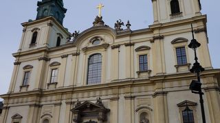 ワルシャワの人の信仰深さがわかります