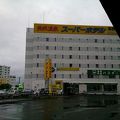 釧路駅に最も近いホテルです。