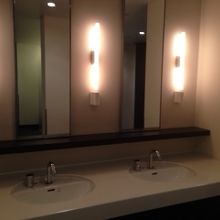 レストルーム（洗面所）