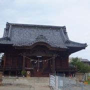 富岡市内の神社です。