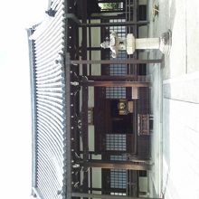 中の建造物です