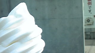 帯広市郊外にありながら洒落た感じのお店とお菓子