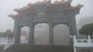 アクセスが大変だが文武廟内は必見