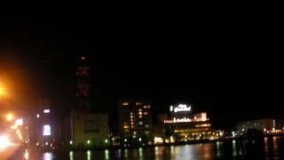 信濃川にかかる長い橋