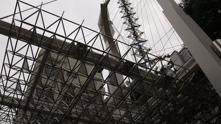 昔ながらの活気あるモール