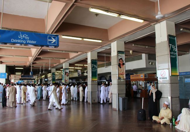 パキスタンの空の玄関口