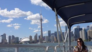 フェリーに乗って行って良かったトロント島。