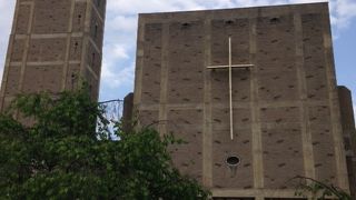 パイプオルガンのある教会