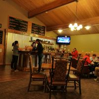 広々としたレストラン