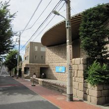 松涛美術館外観３