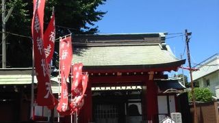 鶴見七福神の一つとして、弁財天が祭られています。