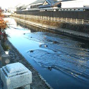 栃木駅近くの江戸時代風の蔵の道
