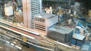 宇宙の展示の他、なぜか列車シミュレータやジオラマなどもあり