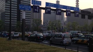 皇居と日比谷公園を繋ぐ橋