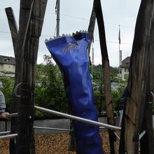 出口にある遊び場。オブジェと同じチョコの試食があります。