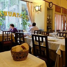 店内は、派手派手しさが無く落ち着けます。