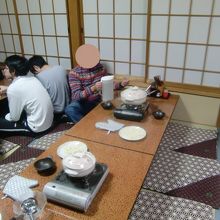 夕食会場にて