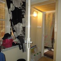 女子ドームから入口を望む。(ドリップコーヒー、各種お茶無料）