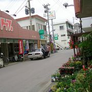 与論島一の繁華街