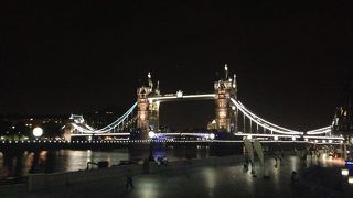 夜景が素敵です。