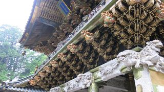 東照宮で最もきらびやかな建築物