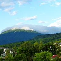 ホテルから妙義山を望む。