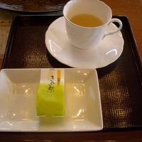 喫茶コーナーでお茶を頂きながらチェックイン