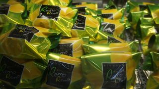 カステラの質の高さを味わう本格的なお菓子だと思います。