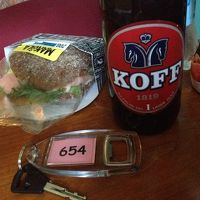 ルームキーに栓抜き！